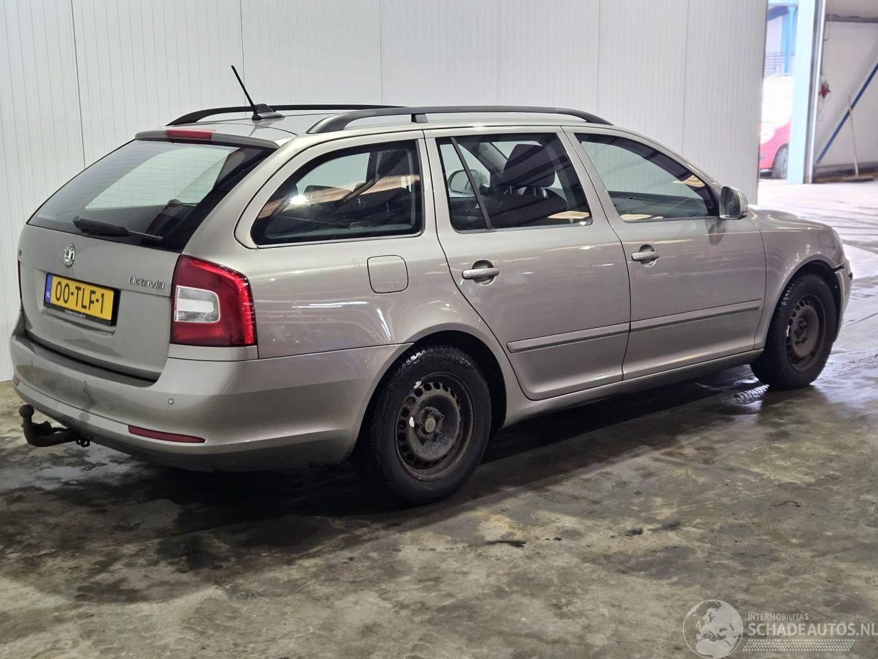 Skoda Octavia 1.6 TDI Greenline Combi/o 4Dr Diesel 1.598cc 77kW (105pk) FWD