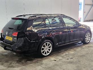 Schadeauto Volkswagen Golf 1.6 TDI BlueMotion 16V Combi/o  Diesel 1.598cc 81kW (110pk) FWD 2017/2