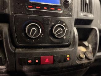 Peugeot Boxer 2.2 HDi 130 Euro 5 Bestel  Diesel 2.198cc 96kW (131pk) FWD picture 11