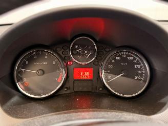 Peugeot 206+ 1.4 XS Hatchback  Benzine 1.360cc 55kW (75pk) FWD picture 17