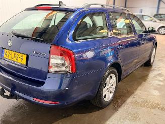  Skoda Octavia 1.2 TSI Combi/o 4Dr Benzine 1.197cc 77kW (105pk) FWD 2010/4