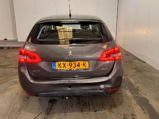 Peugeot 308 1.2 12V e-THP PureTech 110 Combi/o 4Dr Benzine 1.199cc 81kW (110pk) FWD picture 8