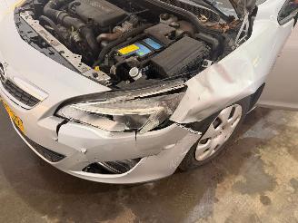 Opel Astra 1.7 CDTi 16V 110 Hatchback 4Dr Diesel 1.686cc 81kW (110pk) FWD picture 5