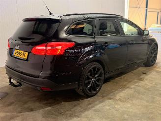 Ford Focus 1.0 Ti-VCT EcoBoost 12V 125 Combi/o  Benzine 998cc 92kW (125pk) FWD picture 3