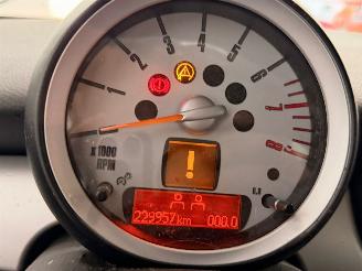 Mini Mini 1.4 16V One Hatchback  Benzine 1.397cc 70kW (95pk) FWD picture 14