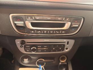 Renault Mégane 1.2 16V TCE 115 Combi/o 4Dr Benzine 1.197cc 85kW (116pk) FWD picture 13