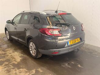 skadebil auto Renault Mégane 1.2 16V TCE 115 Combi/o 4Dr Benzine 1.197cc 85kW (116pk) FWD 2015/1