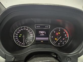 Mercedes B-klasse 1.5 B-180 CDI,d 16V Hatchback  Diesel 1.461cc 80kW (109pk) FWD picture 15