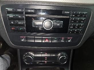 Mercedes B-klasse 1.5 B-180 CDI,d 16V Hatchback  Diesel 1.461cc 80kW (109pk) FWD picture 16