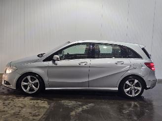Mercedes B-klasse 1.5 B-180 CDI,d 16V Hatchback  Diesel 1.461cc 80kW (109pk) FWD picture 5