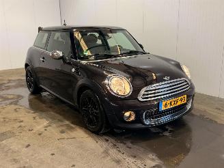Damaged car Mini Mini 1.6 16V One Hatchback  Benzine 1.598cc 55kW (75pk) FWD 2013/8