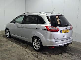damaged passenger cars Ford Grand C-Max 1.6 Ti-VCT 16V MPV  Benzine 1.596cc 77kW (105pk) FWD 2011/9