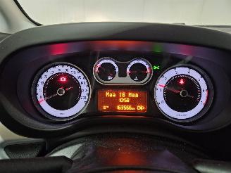 Fiat 500L 0.9 TwinAir Turbo 105 MPV  Benzine 875cc 77kW (105pk) FWD picture 16