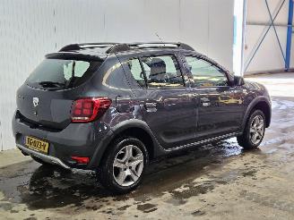 Vaurioauto  passenger cars Dacia Sandero 0.9 TCE 12V Hatchback  Benzine 898cc 66kW (90pk) FWD 2018/8