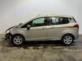 Ford B-Max 1.0 EcoBoost 12V 100 MPV  Benzine 999cc 74kW (101pk) FWD picture 2