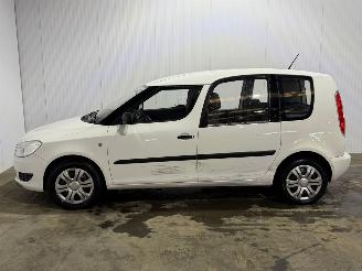 Skoda Roomster 1.2i 12V MPV  Benzine 1.198cc 51kW (69pk) picture 4
