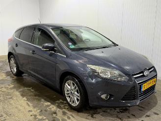 skadebil auto Ford Focus 1.0 Ti-VCT EcoBoost 12V 125 Hatchback  Benzine 998cc 92kW (125pk) FWD 2014/5