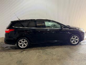 Ford Focus 1.0 Ti-VCT EcoBoost 12V 125 Combi/o  Benzine 998cc 92kW (125pk) FWD picture 8