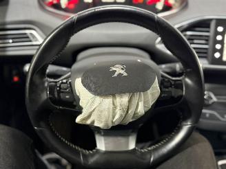 Peugeot 308 1.6 BlueHDi 120 Combi/o 4Dr Diesel 1,560cc 88kW (120pk) FWD picture 14