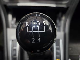 Volkswagen Golf 1.2 TSI 16V Hatchback  Benzine 1.197cc 63kW (86pk) FWD picture 13