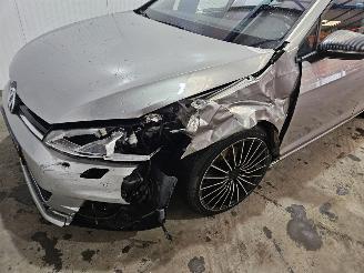 Volkswagen Golf 1.2 TSI 16V Hatchback  Benzine 1.197cc 63kW (86pk) FWD picture 9