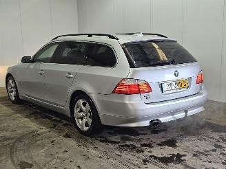 krockskadad bil auto BMW 5-serie 520i 16V Combi/o  Benzine 1.995cc 125kW (170pk) RWD 2009/9