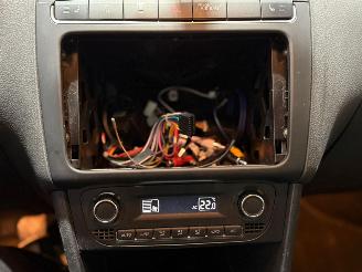 Volkswagen Polo 1.2 12V BlueMotion Technology Hatchback  Benzine 1.198cc 51kW (69pk) FWD picture 9