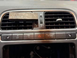 Volkswagen Polo 1.2 12V BlueMotion Technology Hatchback  Benzine 1.198cc 51kW (69pk) FWD picture 10