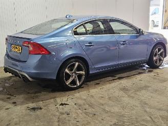 Volvo S-60 R-Design 1.6 DRIVe,D2 AUT Sedan 4Dr Diesel 1.560cc 84kW (114pk) FWD picture 3