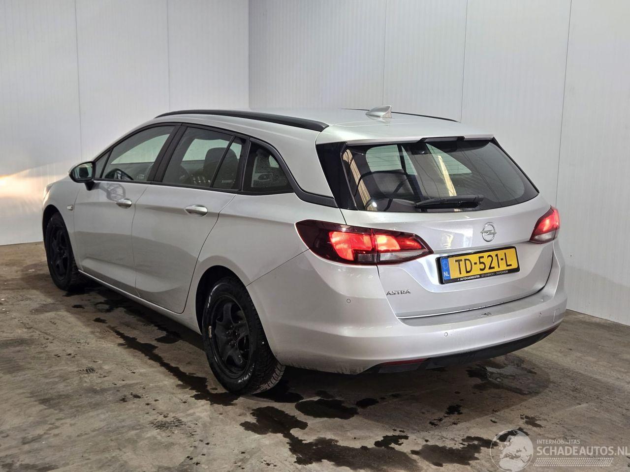 Opel Astra SPORTS TOURER 1.6 CDTI 110 16V Combi/o  Diesel 1.598cc 81kW (110pk) FWD