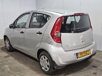 Opel Agila 1.0 12V MPV  Benzine 996cc 50kW (68pk) FWD picture 5