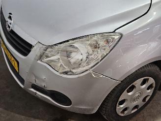 Opel Agila 1.0 12V MPV  Benzine 996cc 50kW (68pk) FWD picture 8