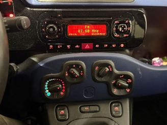 Fiat Panda 0.9 TwinAir Turbo 85 Hatchback  Benzine 875cc 63kW (86pk) picture 14