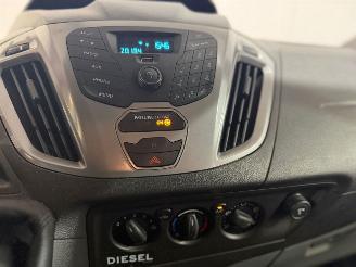 Ford Transit CUSTOM personenbus 2.2 TDCi 16V Bus  Diesel 2.198cc 92kW (125pk) FWD picture 15