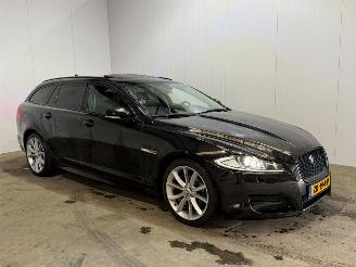 Jaguar XF 2.2 D S 16V Combi/o  Diesel 2.179cc 147kW (200pk) RWD picture 3
