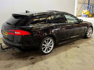 uszkodzony samochody osobowe Jaguar XF 2.2 D S 16V Combi/o  Diesel 2.179cc 147kW (200pk) RWD 2014/5