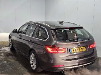 skadebil auto BMW 3-serie 316i 1.6 16V Combi/o  Benzine 1.598cc 100kW (136pk) RWD 2013/7