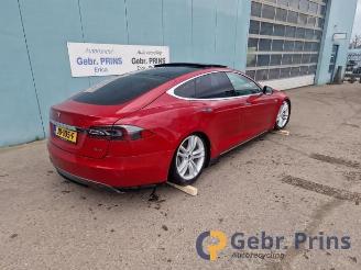 Tesla Model S Model S, Liftback, 2012 / 2026 70D picture 2