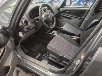 Suzuki SX4 1.6 16V VVT Grip 4x4 SUV  Benzine 1.586cc 79kW (107pk) 4x4 picture 7