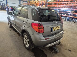 Suzuki SX4 1.6 16V VVT Grip 4x4 SUV  Benzine 1.586cc 79kW (107pk) 4x4 picture 5