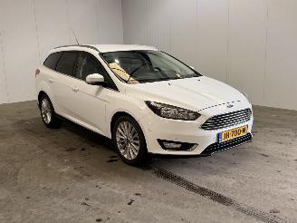 skadebil auto Ford Focus 1.0 Titanium 2016/3
