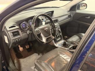 Volvo V-70 2.4 D4 Summum picture 10