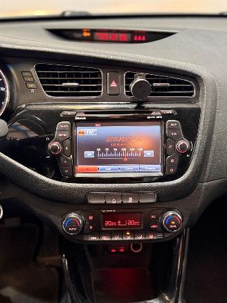 Kia Cee d 1.6 GDI Business Pack picture 12