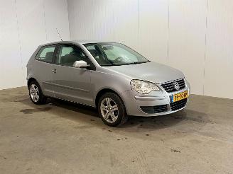 Unfallwagen Volkswagen Polo 1.4-16V Optive 2006/8