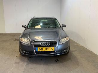 Audi A4 1.6 Advance picture 4