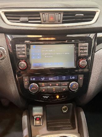 Nissan Qashqai 1.2 Connect Edition picture 16