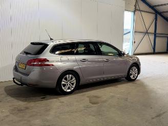 Peugeot 308 1.2 Puretech Blue Lease Executive picture 3