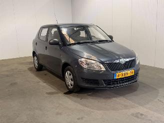 krockskadad bil auto Skoda Fabia 1.2 Comfort 2011/6