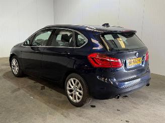 krockskadad bil auto BMW 2-serie 220i Essential 2015/6