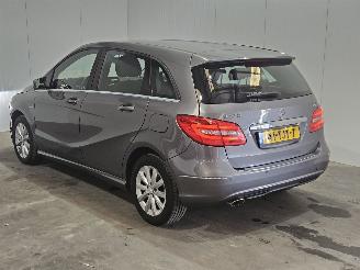 skadebil auto Mercedes B-klasse 1.8 B-180 CDI BlueEFFICIENCY 16V Hatchback  Diesel 1.796cc 80kW (109pk) FWD 2012/2